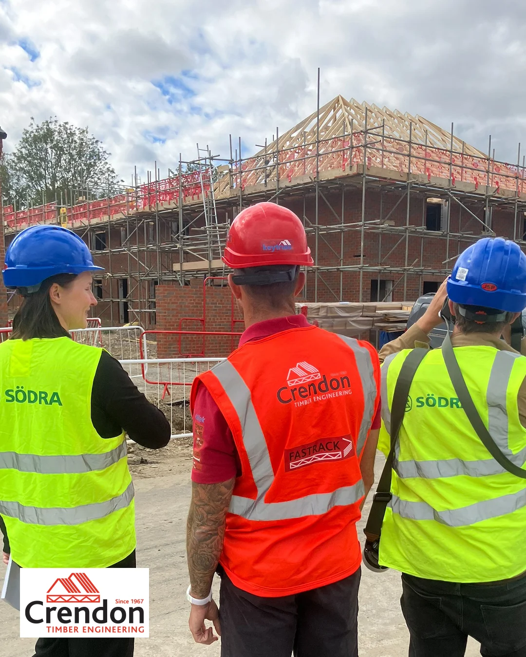 Teams from Södra Sweden and Södra UK at Bloor Homes's development in Aylesbury
